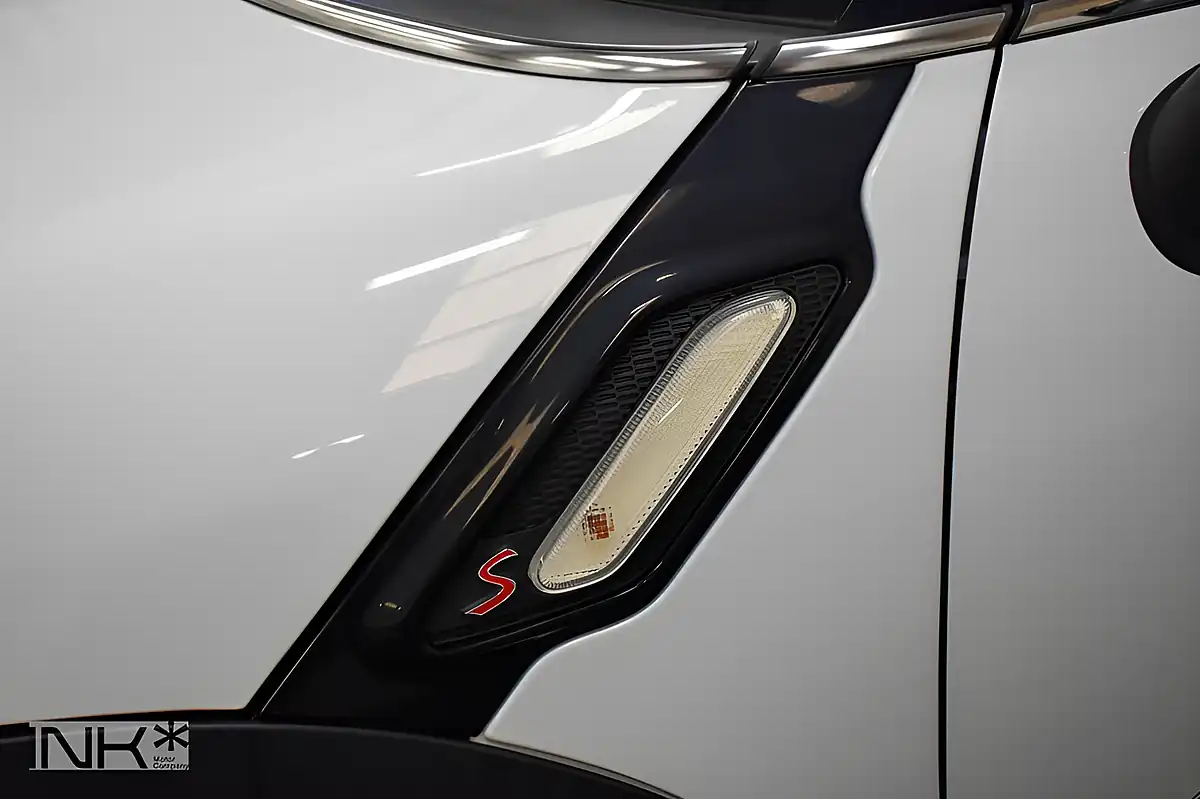 Used 2014 MINI Cooper Paceman White - Interior and Exterior details 16