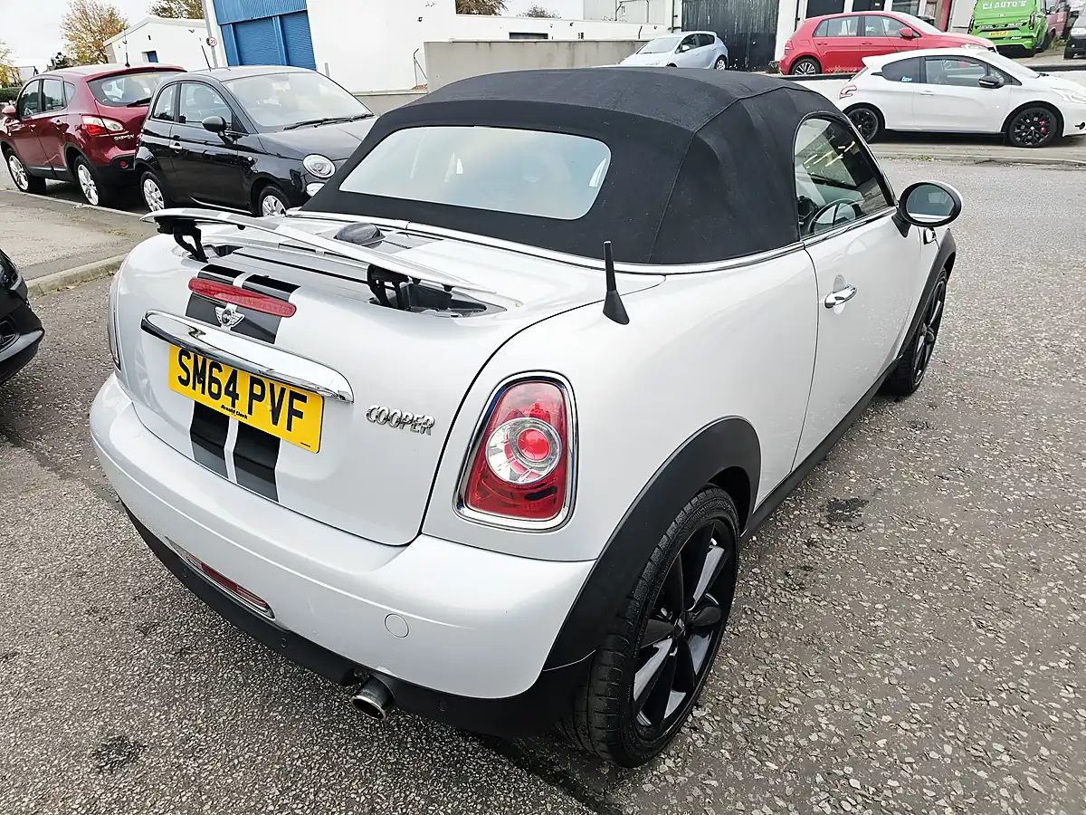 Used 2014 MINI Cooper Roadster Silver - Interior and Exterior details 9