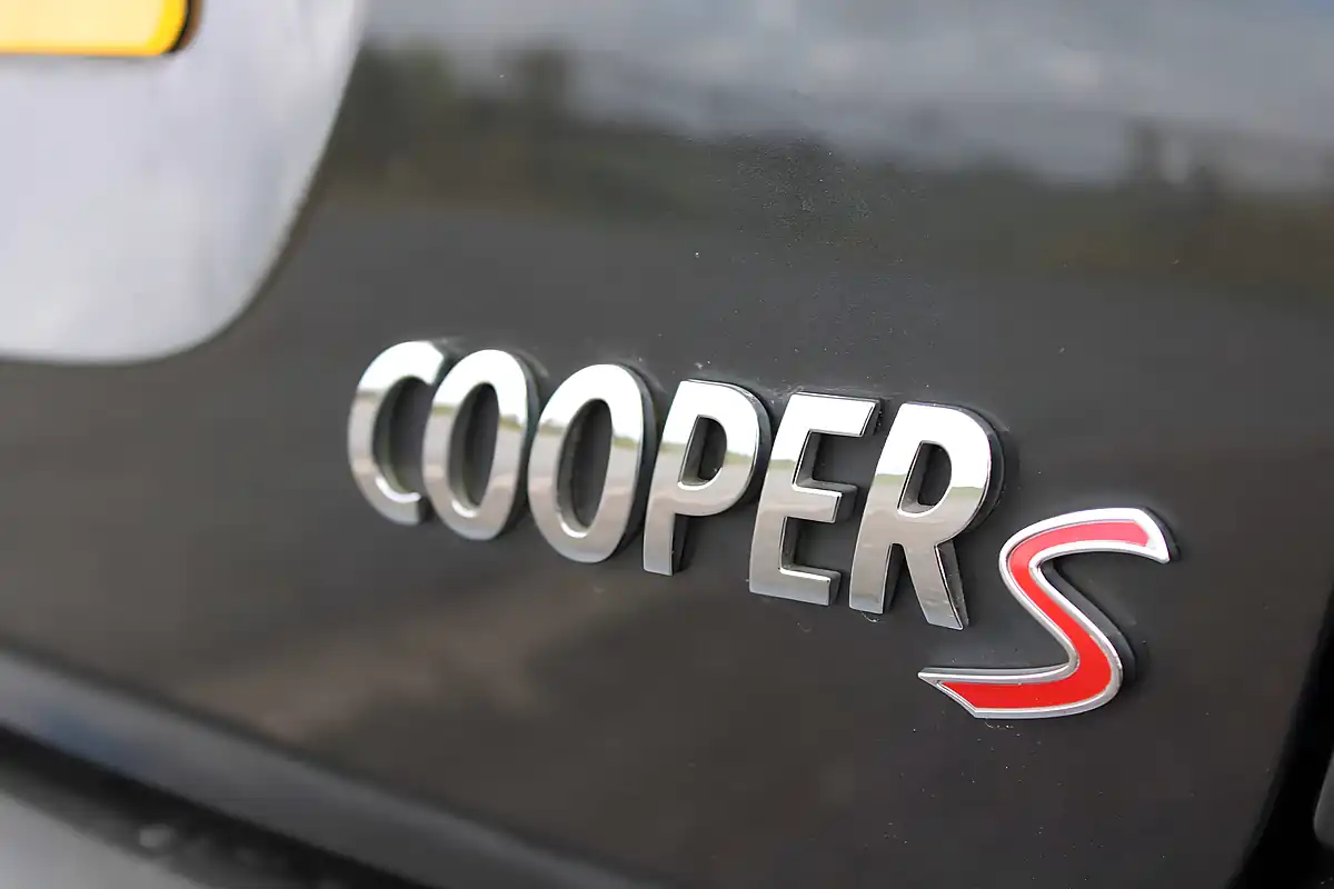 Used 2014 MINI Cooper S Convertible Grey - Interior and Exterior details 20