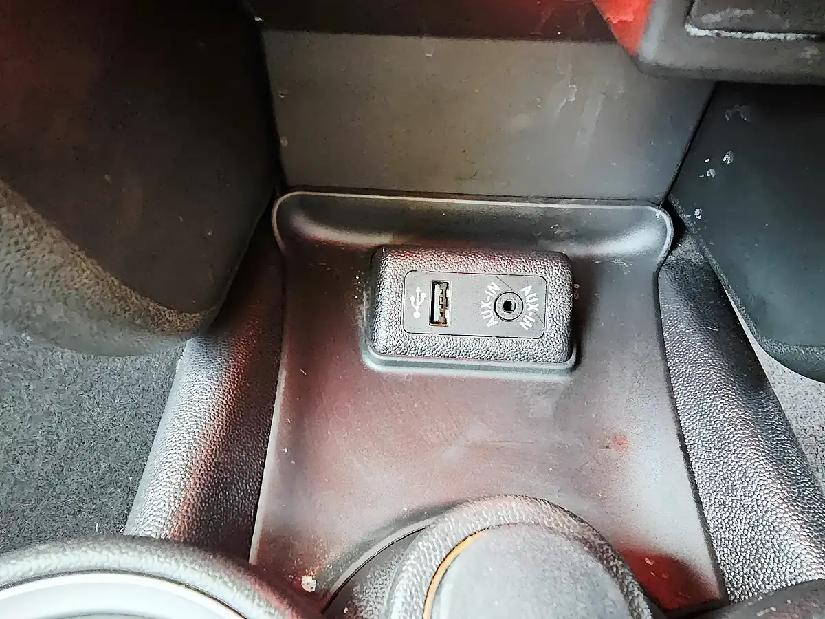 Used 2014 MINI Cooper White - Interior and Exterior details 11