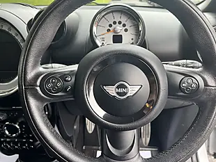 Used 2014 MINI Countryman Business Edition Light White Metallic - Interior and Exterior details 8