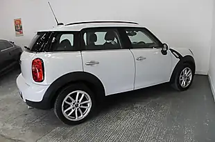 Used 2014 MINI Countryman Business Edition White - Interior and Exterior details 3