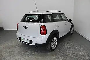 Used 2014 MINI Countryman Business Edition White - Interior and Exterior details 6