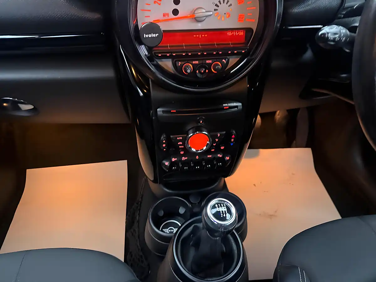 Used 2014 MINI Countryman Cooper ALL4 Blue - Interior and Exterior details 11