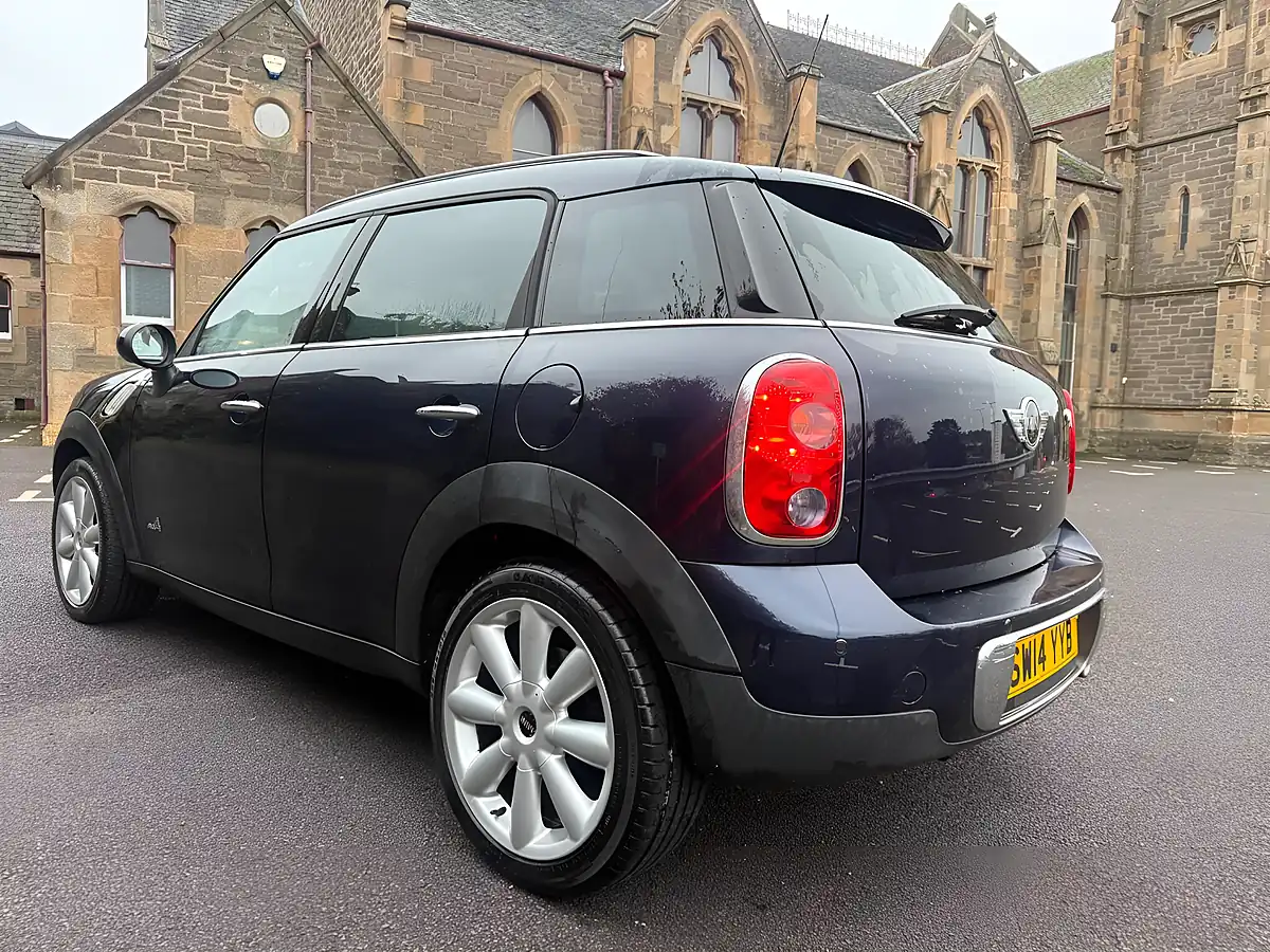 Used 2014 MINI Countryman Cooper ALL4 Blue - Interior and Exterior details 5