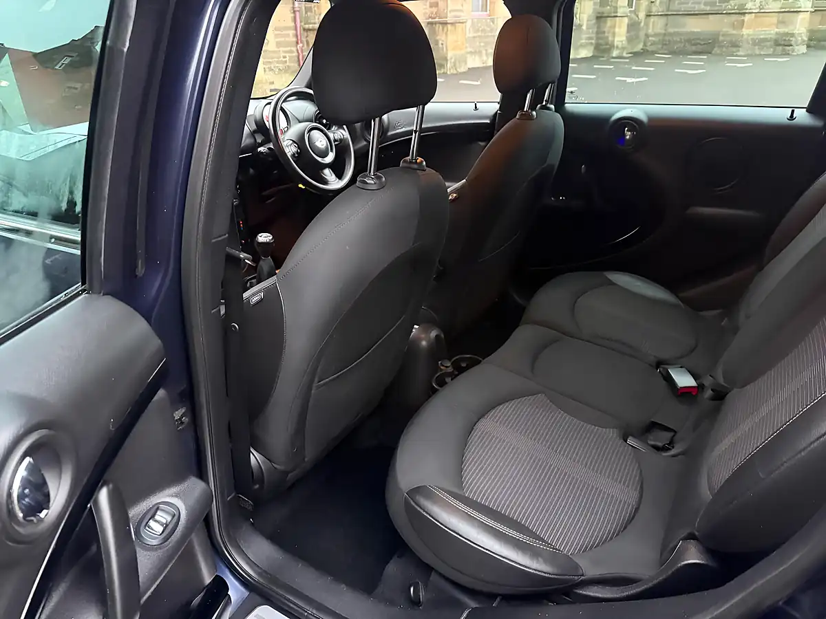 Used 2014 MINI Countryman Cooper ALL4 Blue - Interior and Exterior details 8