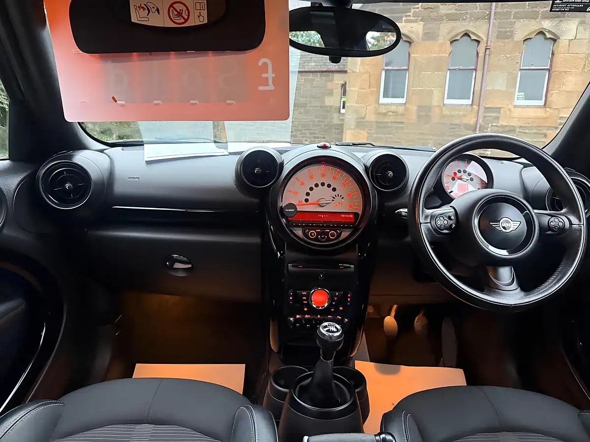 Used 2014 MINI Countryman Cooper ALL4 Blue - Interior and Exterior details 9