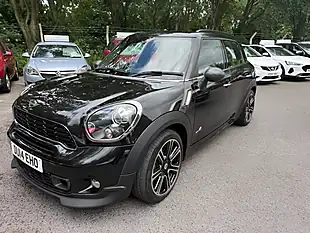 Used 2014 MINI Countryman Cooper Black - Interior and Exterior details 2