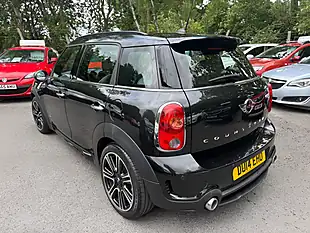 Used 2014 MINI Countryman Cooper Black - Interior and Exterior details 4