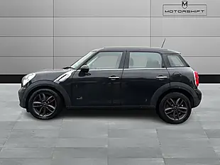 Used 2014 MINI Countryman Cooper Black - Interior and Exterior details 6