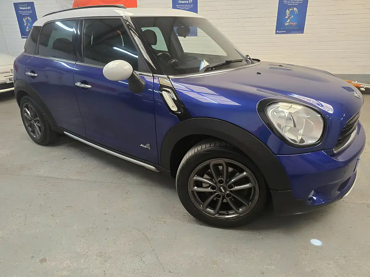 Used 2014 MINI Countryman Cooper Blue - Front View