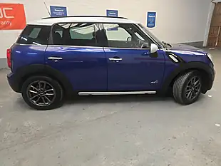 Used 2014 MINI Countryman Cooper Blue - Interior and Exterior details 6