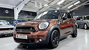 Used 2014 MINI Countryman Cooper Brown - Interior and Exterior details 10
