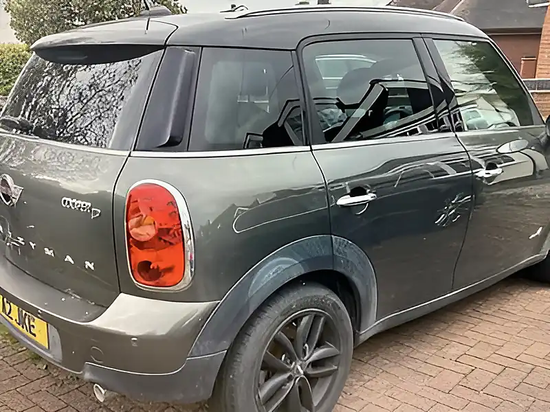 Used 2014 MINI Countryman Cooper Chilli Ii Pack Royal Grey Metallic - Interior and Exterior details 3