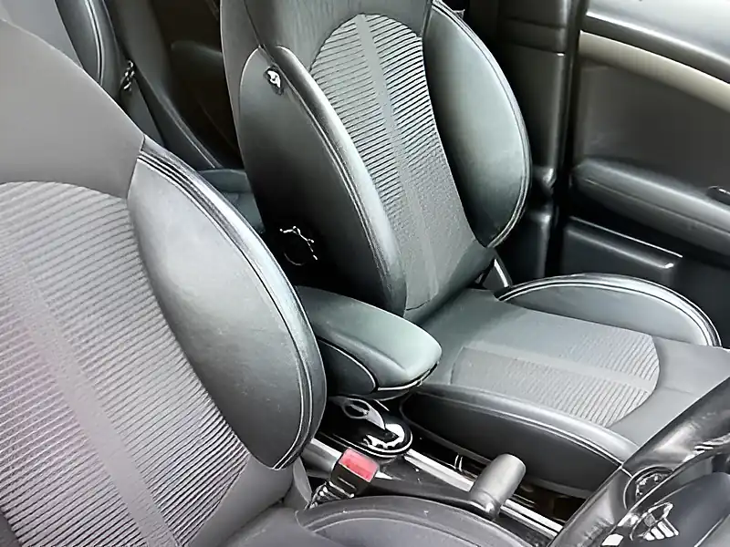 Used 2014 MINI Countryman Cooper Chilli Ii Pack Royal Grey Metallic - Interior and Exterior details 6