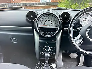 Used 2014 MINI Countryman Cooper Chilli Ii Pack Royal Grey Metallic - Interior and Exterior details 8