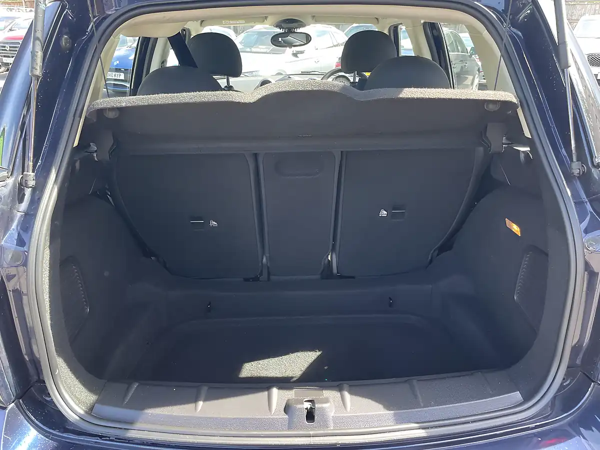 Used 2014 MINI Countryman Cooper Cosmic Blue - Interior and Exterior details 14