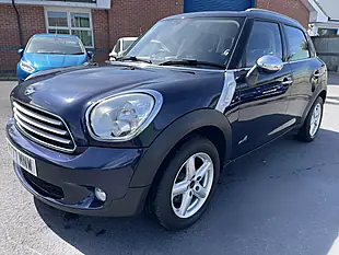 Used 2014 MINI Countryman Cooper Cosmic Blue - Interior and Exterior details 18