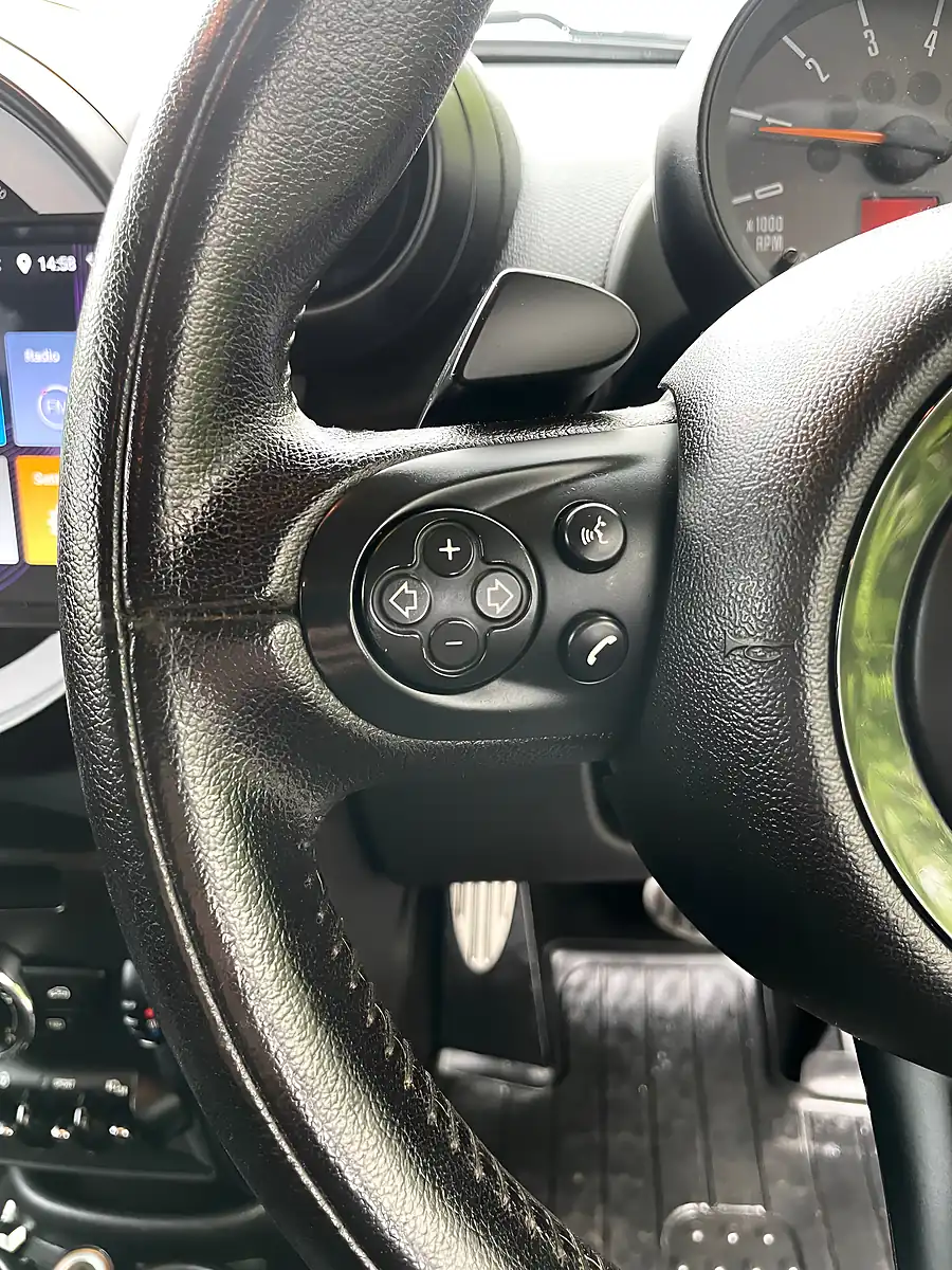 Used 2014 MINI Countryman Cooper Grey - Interior and Exterior details 16