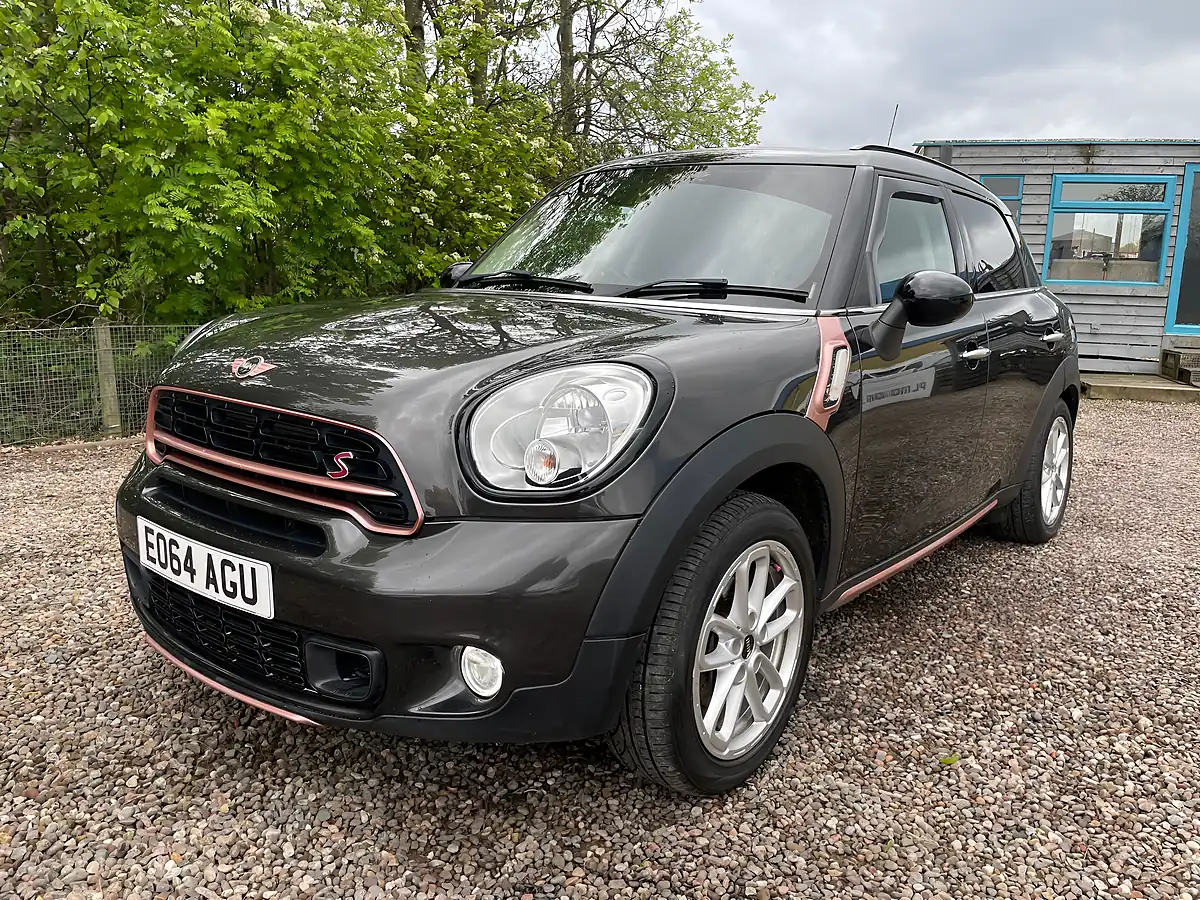 Used 2014 MINI Countryman Cooper Grey - Interior and Exterior details 2