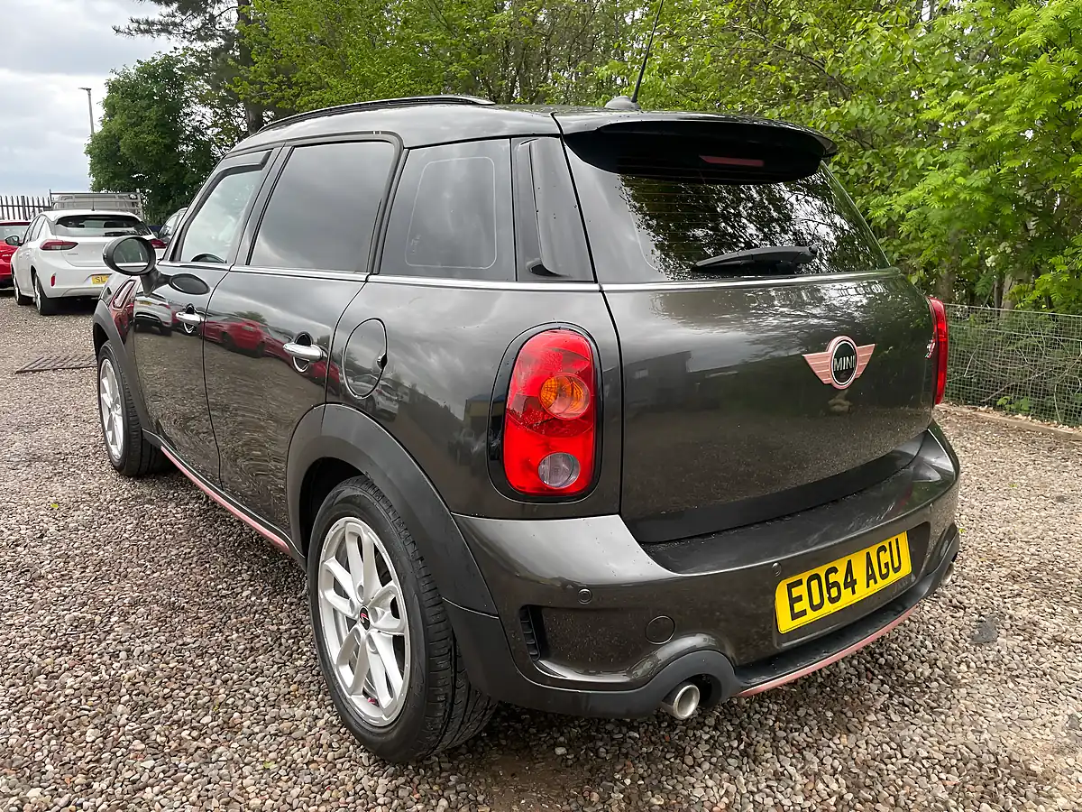 Used 2014 MINI Countryman Cooper Grey - Interior and Exterior details 4