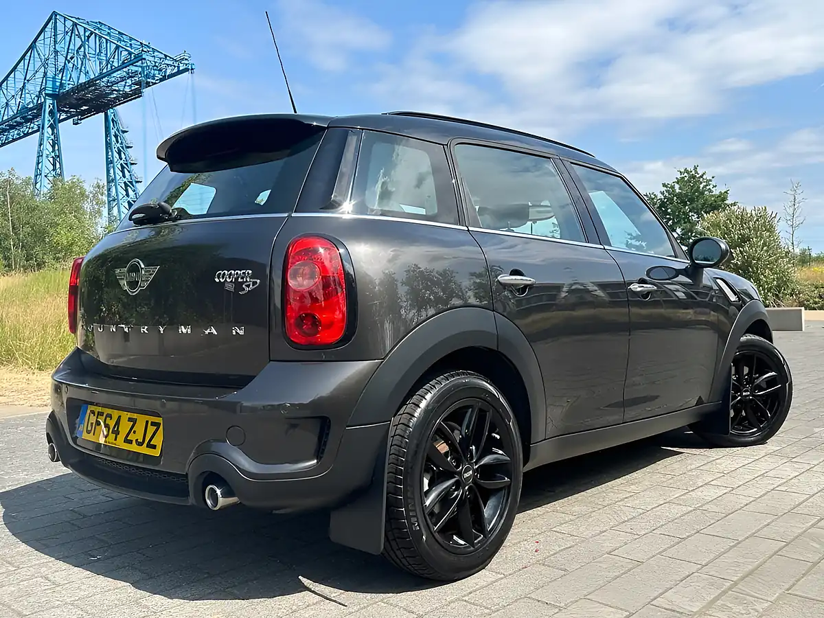 Used 2014 MINI Countryman Cooper Grey - Interior and Exterior details 12