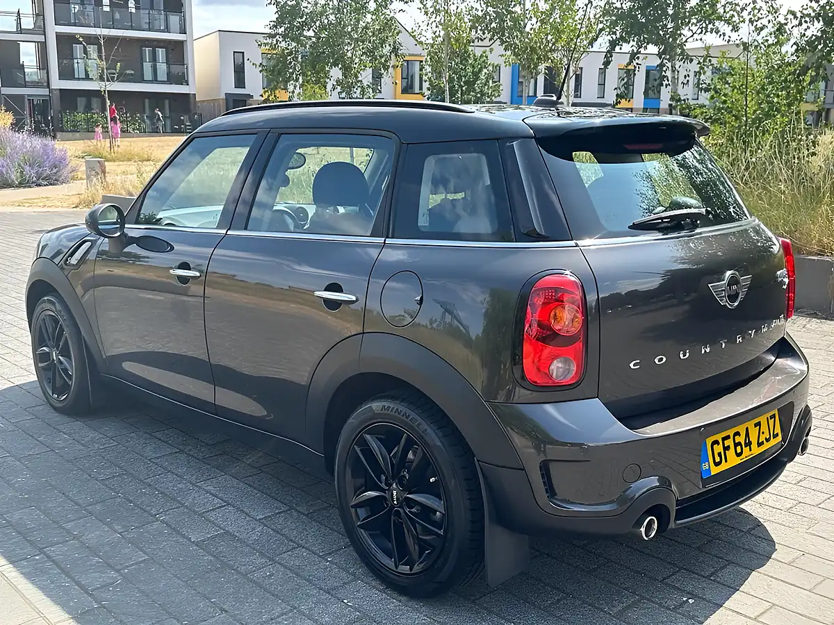 Used 2014 MINI Countryman Cooper Grey - Interior and Exterior details 4