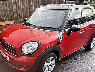 Used 2014 MINI Countryman Cooper (pepper Ii Pack) Blazing Red Metallic - Interior and Exterior details 2