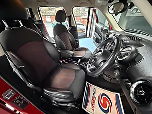 Used 2014 MINI Countryman Cooper Red - Interior and Exterior details 10