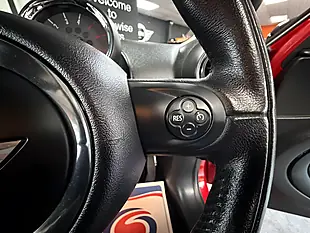 Used 2014 MINI Countryman Cooper Red - Interior and Exterior details 12