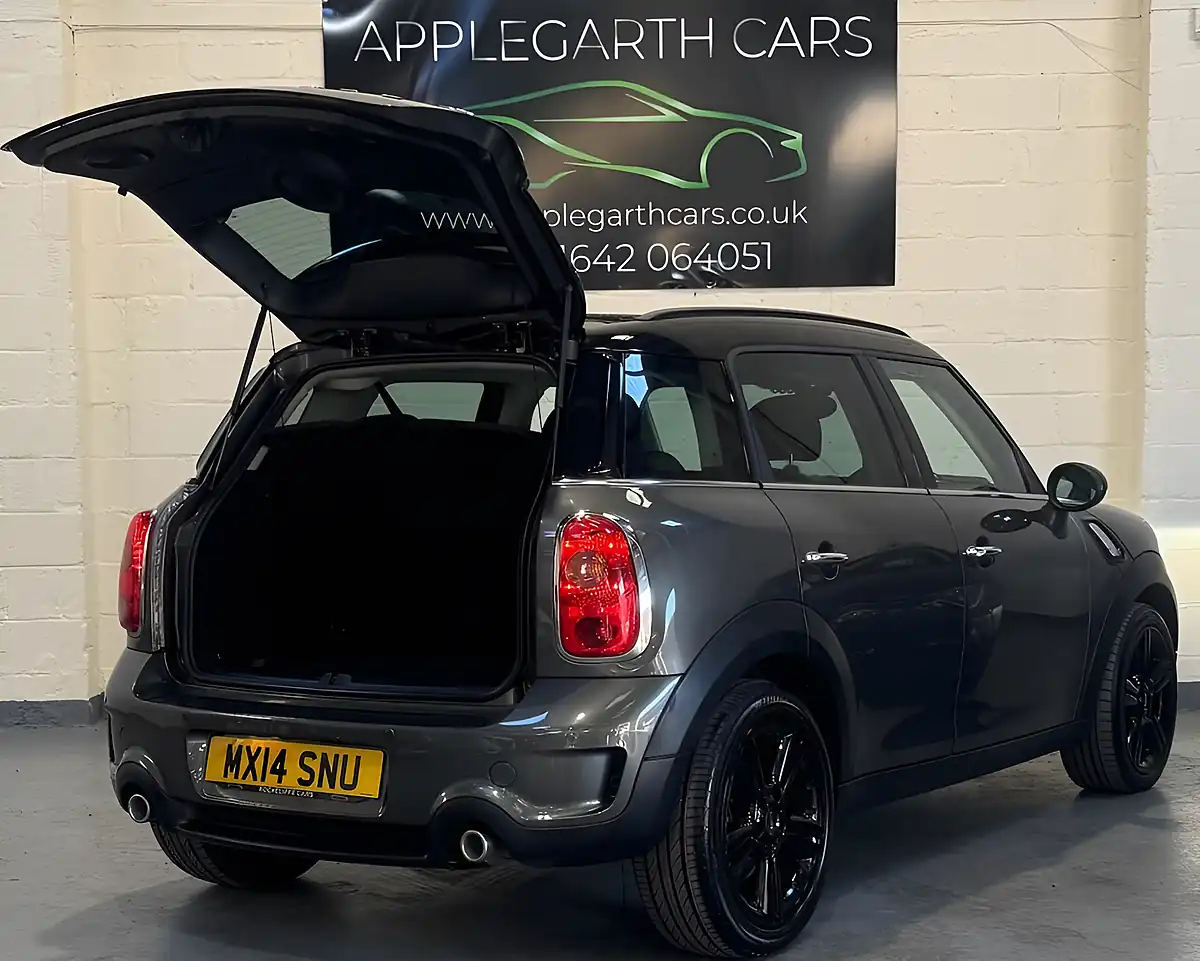 Used 2014 MINI Countryman Cooper Royal Grey Metallic - Interior and Exterior details 4