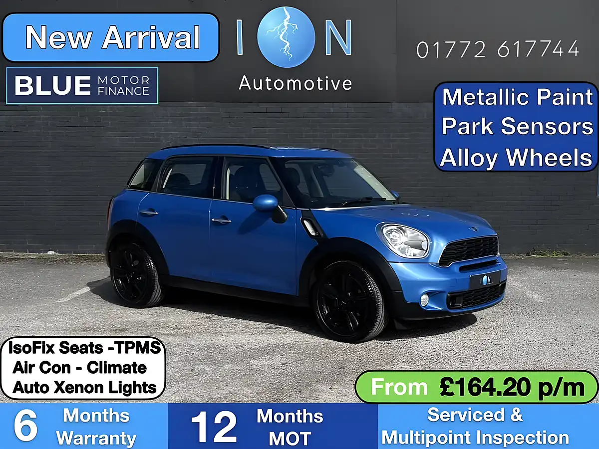 Used 2014 MINI Countryman Cooper S Blue - Front View
