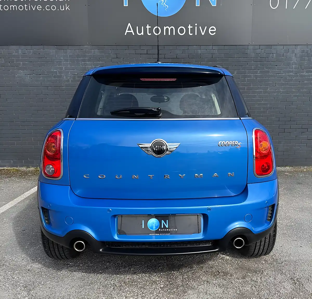 Used 2014 MINI Countryman Cooper S Blue - Interior and Exterior details 16
