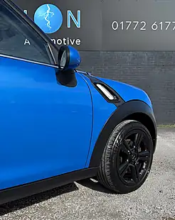 Used 2014 MINI Countryman Cooper S Blue - Interior and Exterior details 6