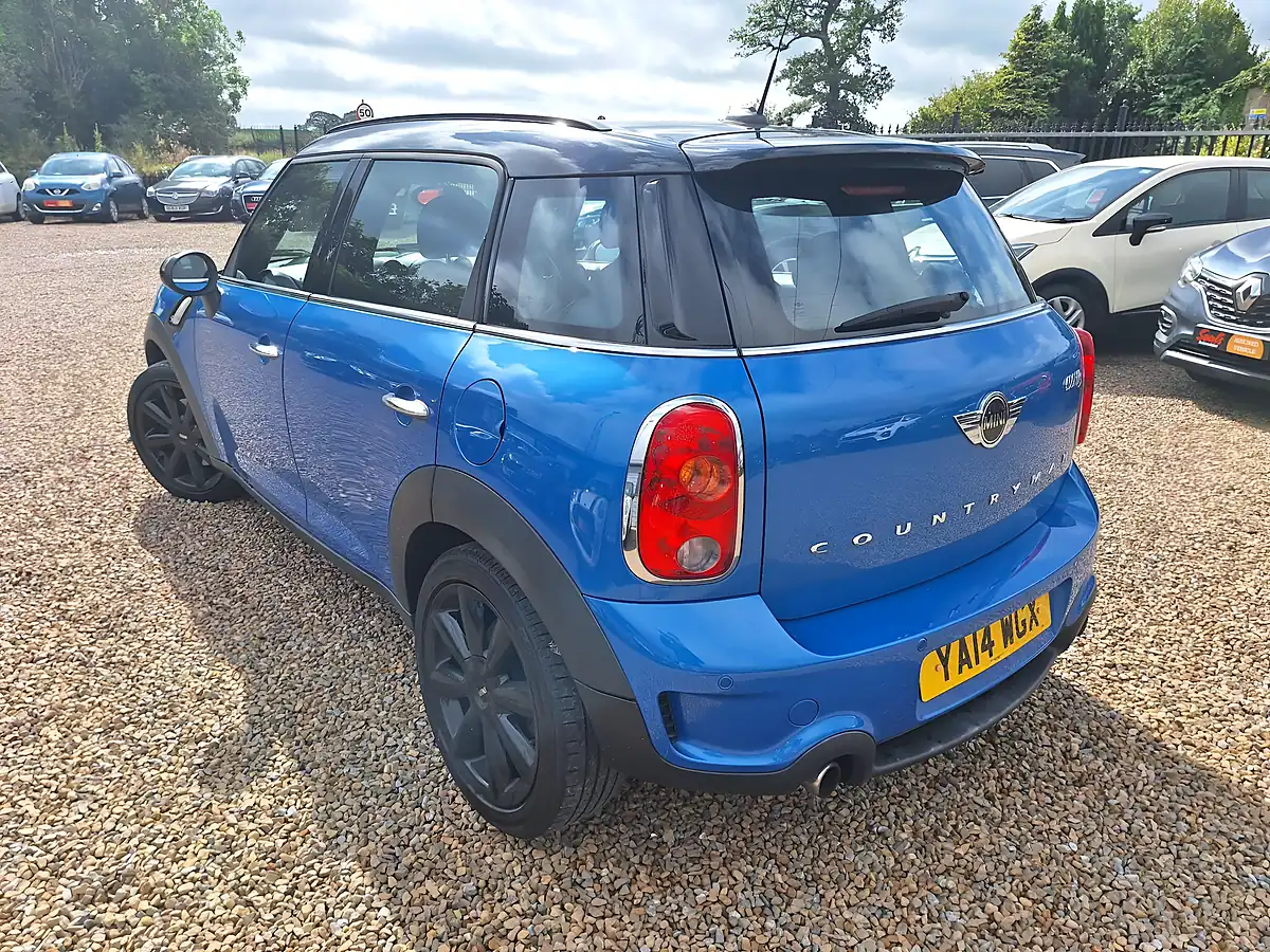 Used 2014 MINI Countryman Cooper S Blue - Interior and Exterior details 15