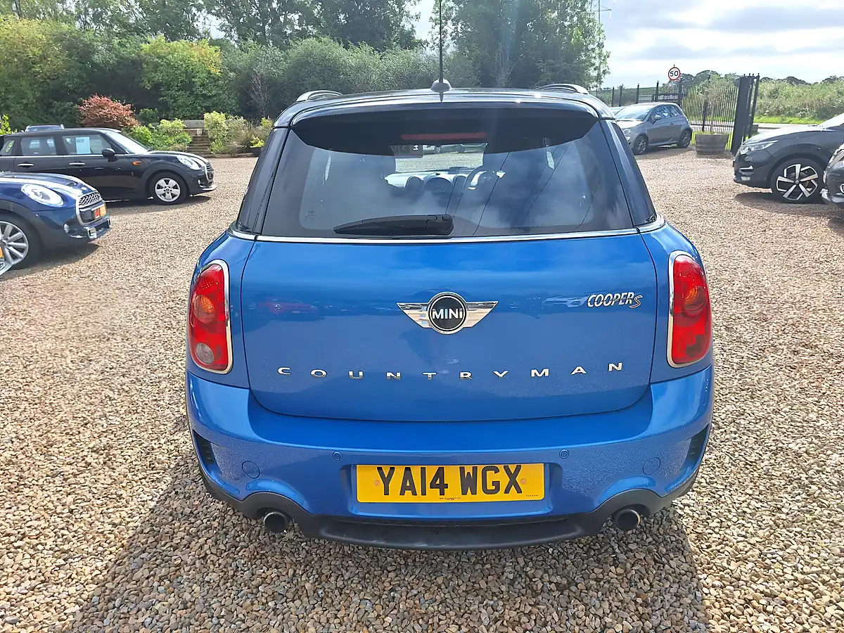 Used 2014 MINI Countryman Cooper S Blue - Interior and Exterior details 9