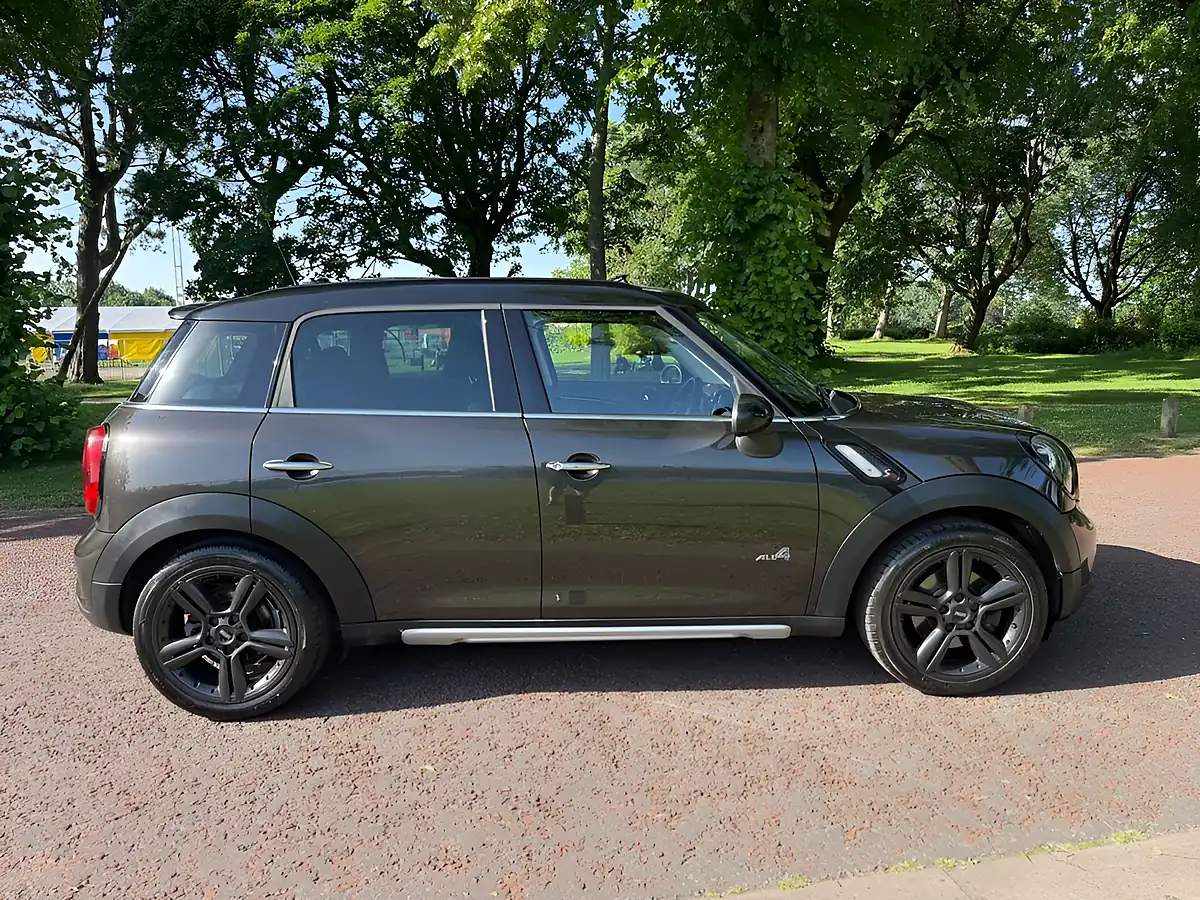 Used 2014 MINI Countryman Cooper S Grey - Front View