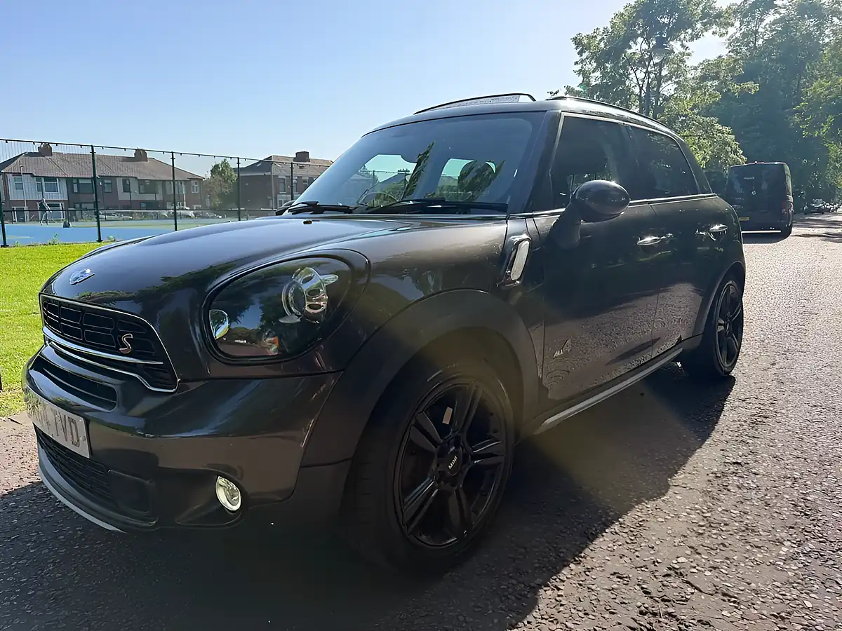 Used 2014 MINI Countryman Cooper S Grey - Interior and Exterior details 6