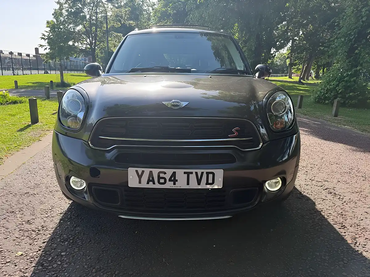 Used 2014 MINI Countryman Cooper S Grey - Interior and Exterior details 9