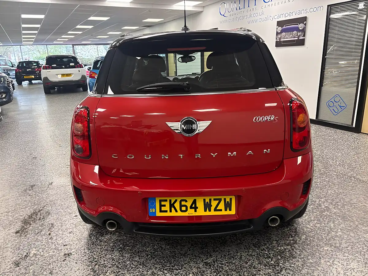 Used 2014 MINI Countryman Cooper S Red - Interior and Exterior details 12