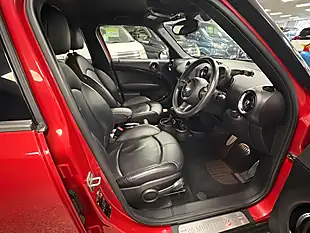Used 2014 MINI Countryman Cooper S Red - Interior and Exterior details 16