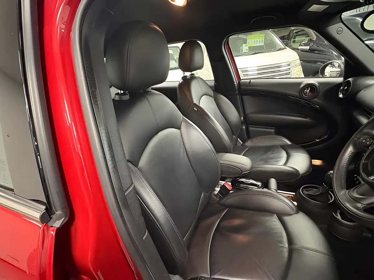 Used 2014 MINI Countryman Cooper S Red - Interior and Exterior details 17