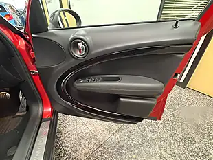 Used 2014 MINI Countryman Cooper S Red - Interior and Exterior details 19