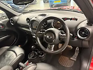 Used 2014 MINI Countryman Cooper S Red - Interior and Exterior details 2
