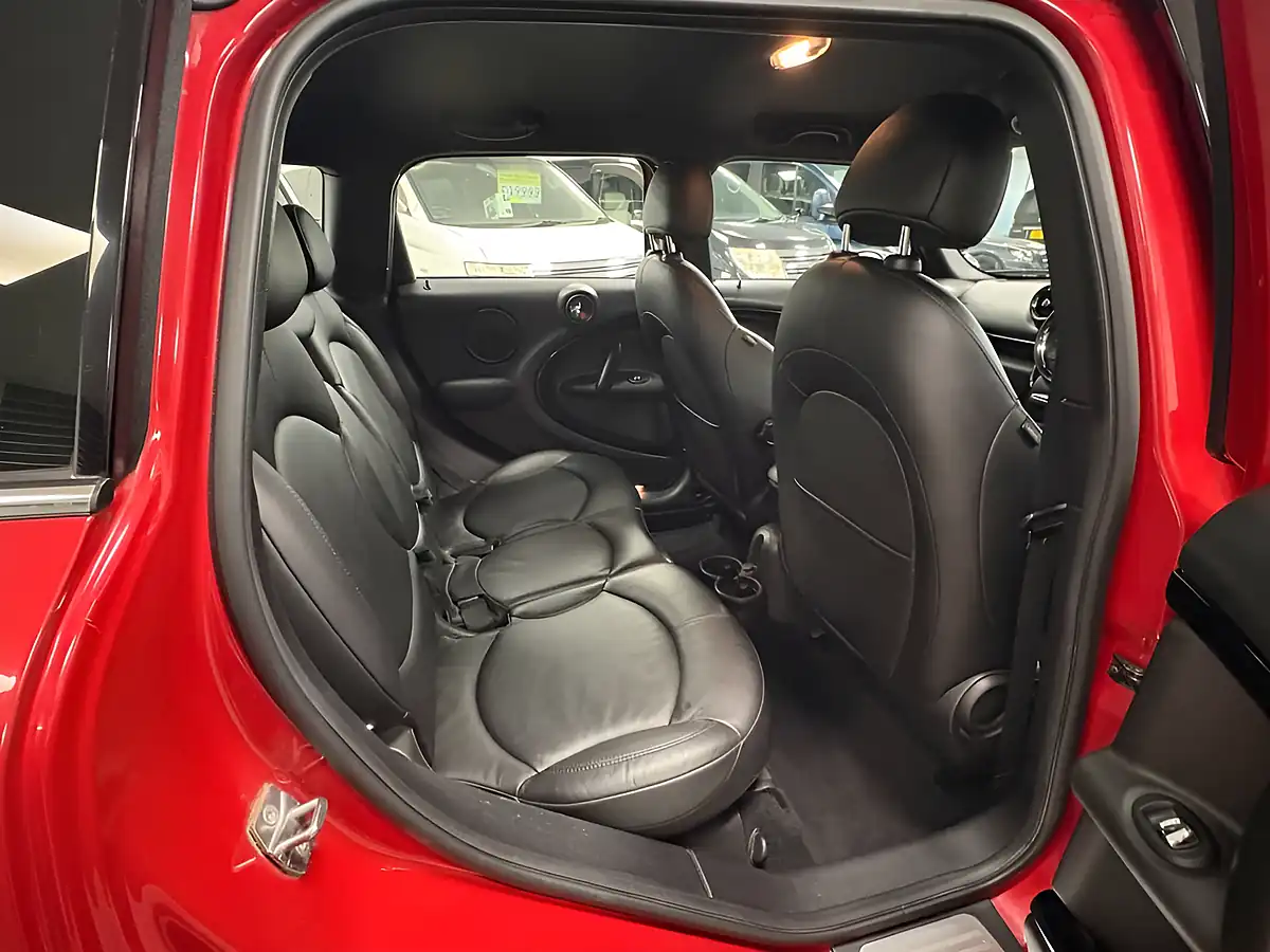 Used 2014 MINI Countryman Cooper S Red - Interior and Exterior details 20