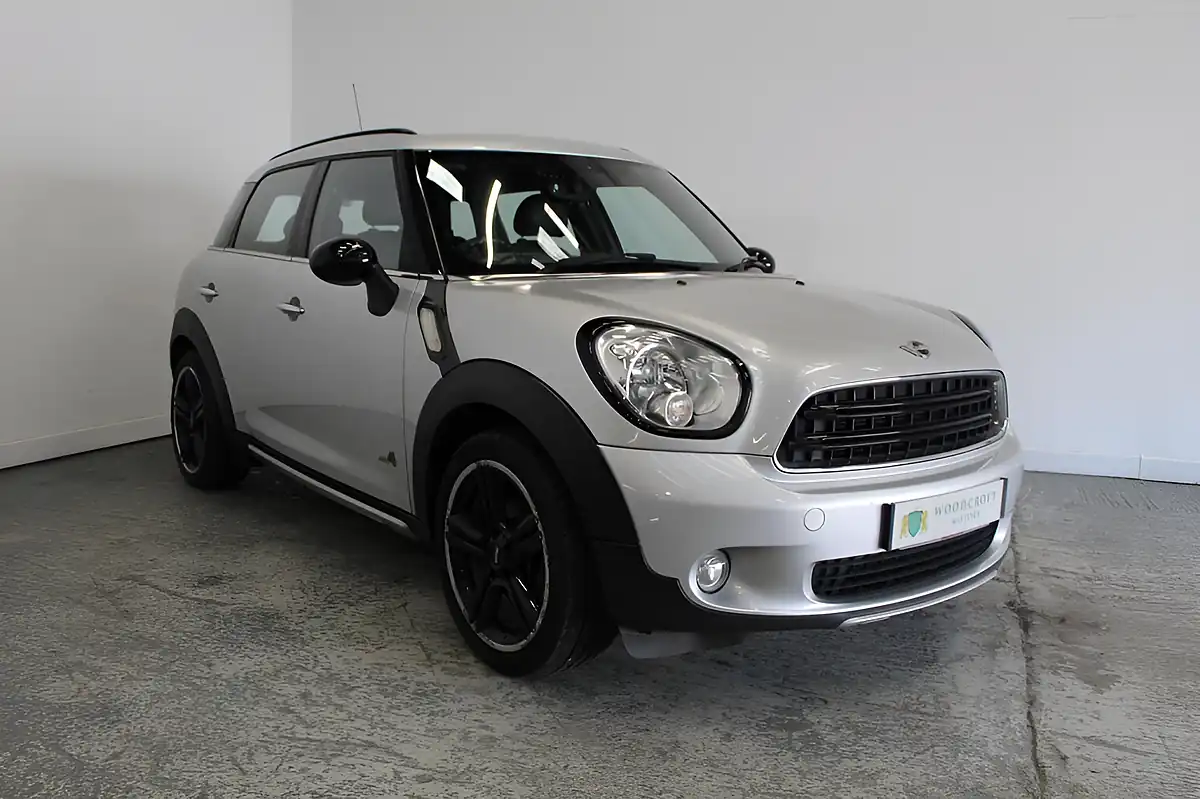 Used 2014 MINI Countryman Cooper Silver - Front View