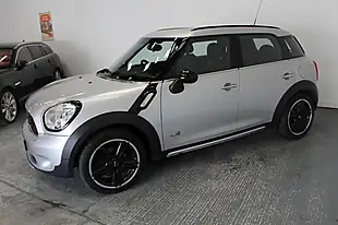 Used 2014 MINI Countryman Cooper Silver - Interior and Exterior details 4