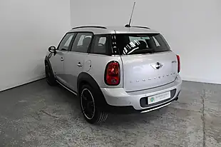 Used 2014 MINI Countryman Cooper Silver - Interior and Exterior details 5
