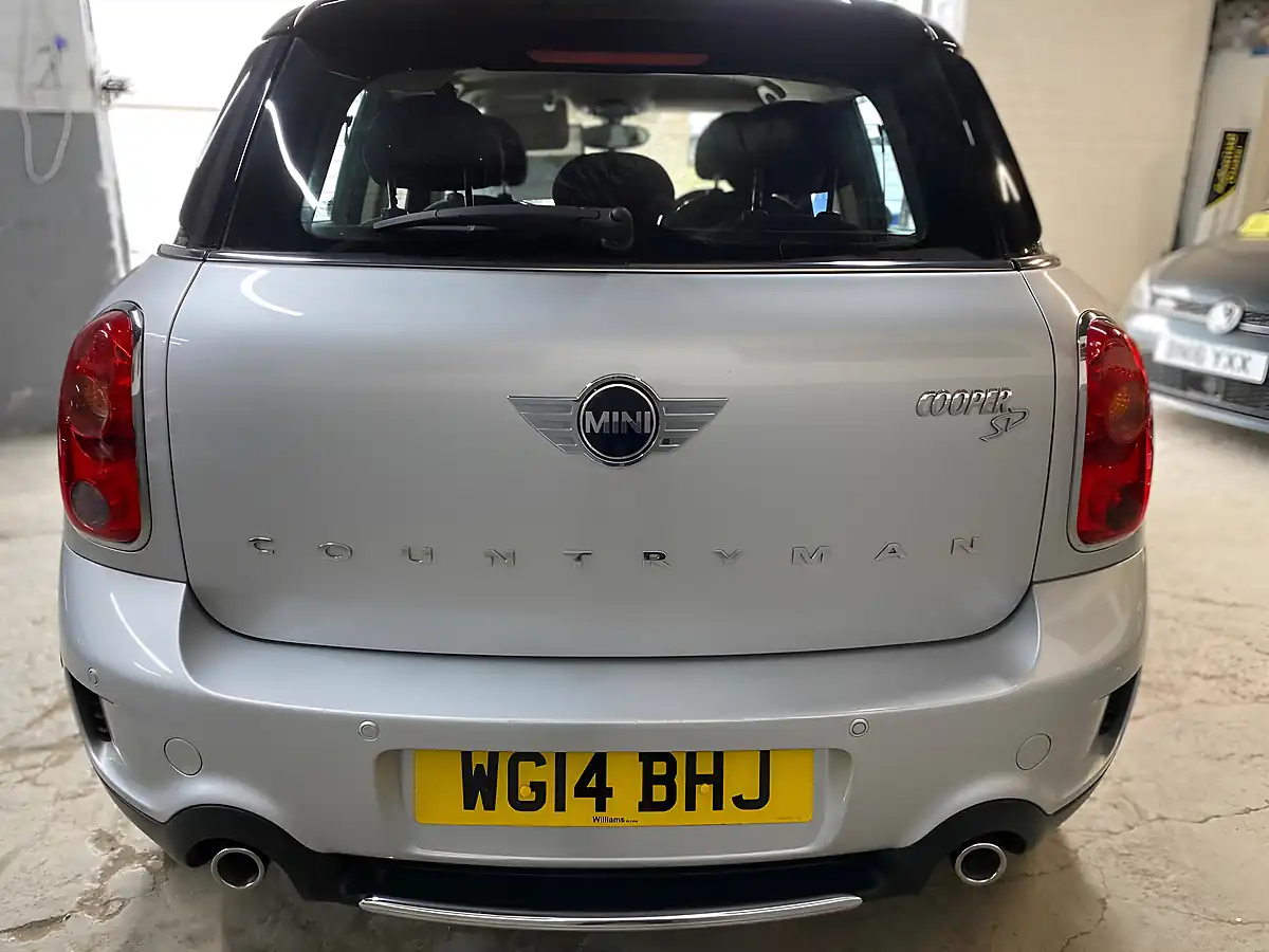 Used 2014 MINI Countryman Cooper Silver - Interior and Exterior details 10