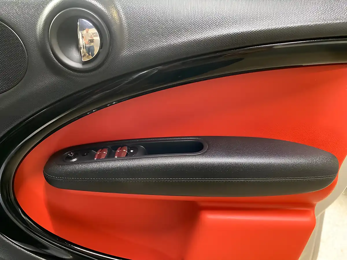 Used 2014 MINI Countryman Cooper Silver - Interior and Exterior details 20